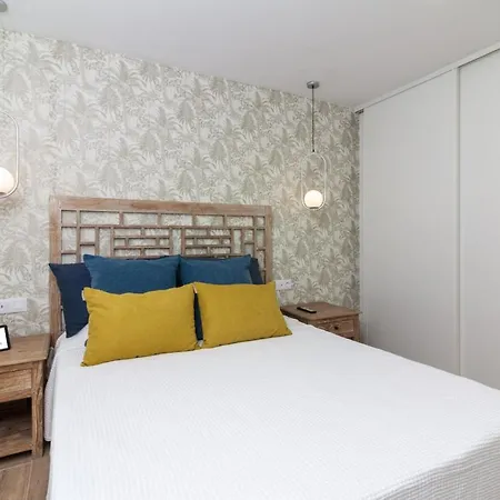 Homeforguest Atico Cecilia Con Vistas Al Mar En Los Cristianos Los Cristianos  Zewnętrze zdjęcie