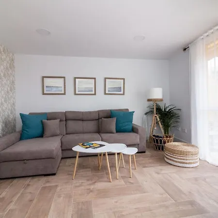 Homeforguest Atico Cecilia Con Vistas Al Mar En Los Cristianos Los Cristianos  Zewnętrze zdjęcie