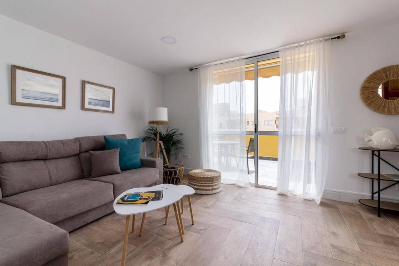 Homeforguest Atico Cecilia Con Vistas Al Mar En Cristianos Appartement *
